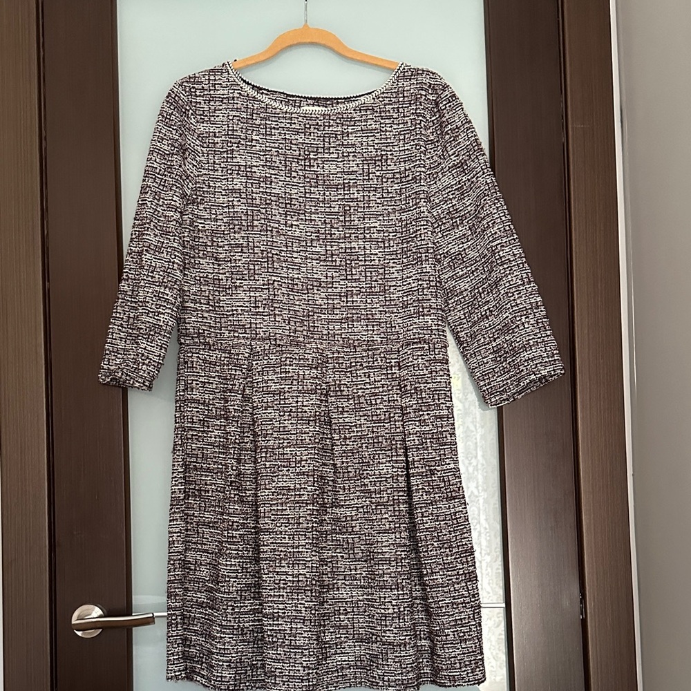Max Studio Black and White Long Sleeve Dress